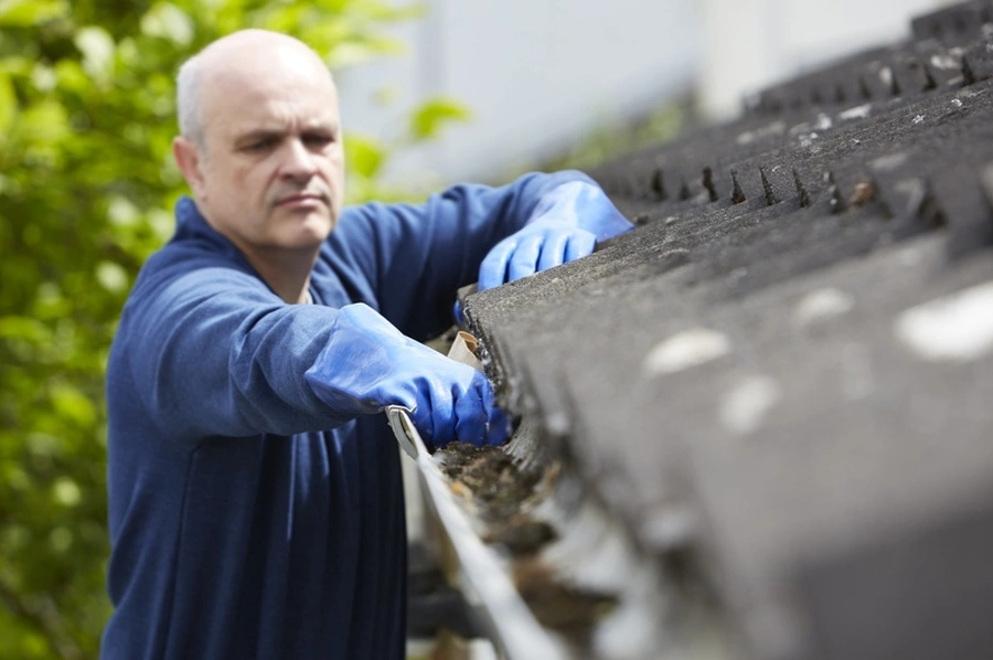 Superior Gutter Cleaning Cleveland, TX
